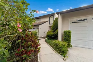 13934 Clubhouse Cir, Tampa, FL 33618 - Photo 3