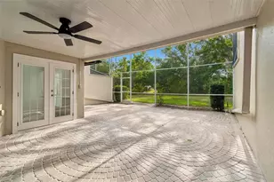 13934 Clubhouse Cir, Tampa, FL 33618 - Photo 19