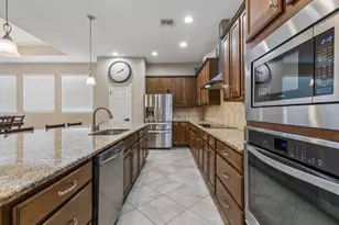 1927 Montgomery Bell Rd, Wesley Chapel, FL 33543 - Photo 5