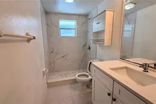 2658 61st Ave N, Saint Petersburg, FL 33714 - Photo 9