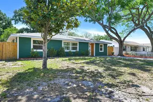1521 S Jefferson Ave, Clearwater, FL 33756 - Photo 3