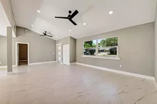 1521 S Jefferson Ave, Clearwater, FL 33756 - Photo 9