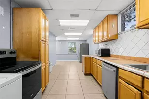 110 N Lincoln Ave, Tampa, FL 33609 - Photo 7