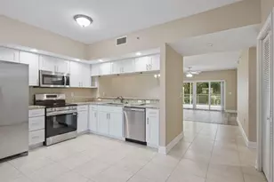 960 Starkey Rd, Largo, FL 33771 - Photo 3