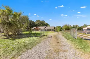 5502 Bruton Rd, Plant City, FL 33565 - Photo 65