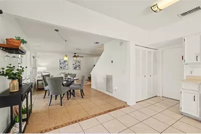 9758 Fox Hollow Road, Tampa, FL 33647 - Photo 9