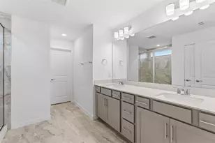 9885 Trellis Vine Wy, Parrish, FL 34219 - Photo 9