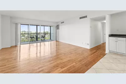 10355 Paradise Boulevard #403, Treasure Island, FL 33706 - Photo 21