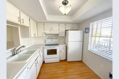 1370 Heather Ridge Boulevard #204, Dunedin, FL 34698 - Photo 5