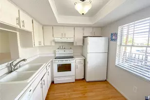 1370 Heather Ridge Blvd, Dunedin, FL 34698 - Photo 5