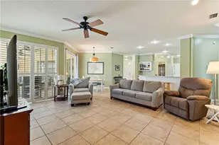 8715 Hidden Green Ln, Tampa, FL 33647 - Photo 35