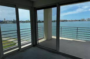 7932 Sailboat Key Blvd S, South Pasadena, FL 33707 - Photo 1