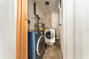 717 NW 253rd St, Newberry, FL 32669 - Photo 29