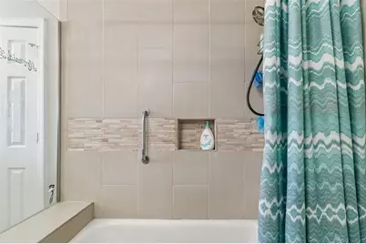 10572 Blossom Lake Drive, Seminole, FL 33772 - Photo 29