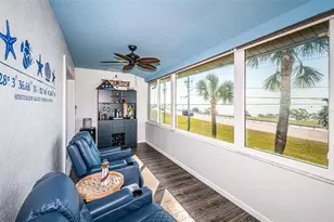 2 Causeway Blvd, Dunedin, FL 34698 - Photo 27