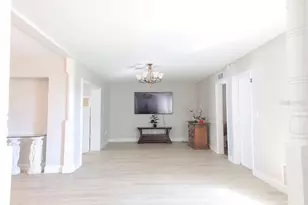 4734 Ridge Point Dr, Tampa, FL 33624 - Photo 9