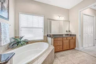 5201 Sparrowglen Pl, Lithia, FL 33547 - Photo 27