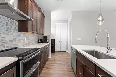 2521 11th Place N, Saint Petersburg, FL 33713 - Photo 3