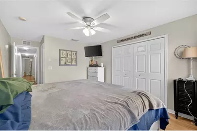 37604 Aaralyn Road, Zephyrhills, FL 33542 - Photo 17
