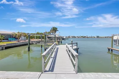 308 173rd Avenue E, North Redington Beach, FL 33708 - Photo 37