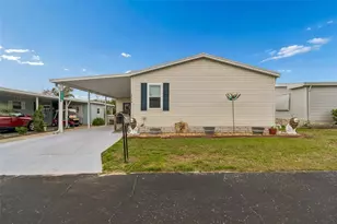 37644 Pinata Ave, Zephyrhills, FL 33541 - Photo 3
