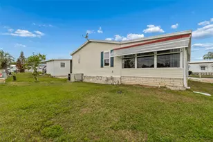 37644 Pinata Ave, Zephyrhills, FL 33541 - Photo 5