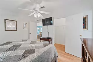 37644 Pinata Ave, Zephyrhills, FL 33541 - Photo 45