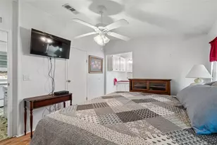 37644 Pinata Ave, Zephyrhills, FL 33541 - Photo 47