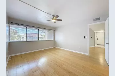 890 N Village Drive N #204, Saint Petersburg, FL 33716 - Photo 25