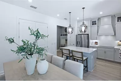 7444 Summer Court, Sarasota, FL 34231 - Photo 9