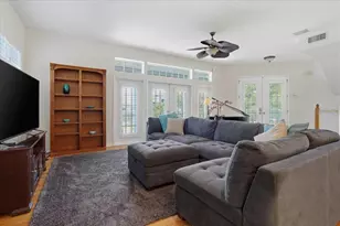 196 Shore Dr, Palm Harbor, FL 34683 - Photo 5