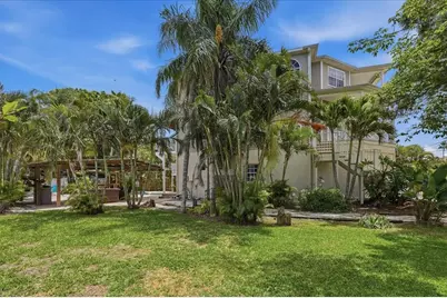 196 Shore Drive, Palm Harbor, FL 34683 - Photo 9