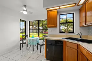 2668 Bentley Dr, Palm Harbor, FL 34684 - Photo 7