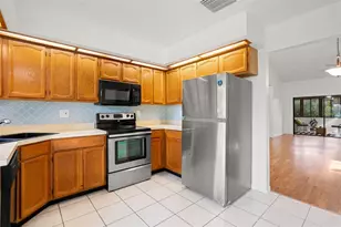 2668 Bentley Dr, Palm Harbor, FL 34684 - Photo 11