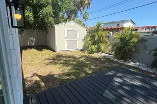 1842 Maryland Ave NE, Saint Petersburg, FL 33703 - Photo 19