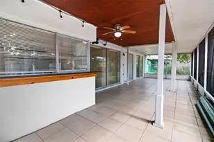 3320 Columbus Dr, Holiday, FL 34691 - Photo 13
