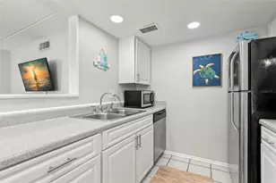 8911 Blind Pass Rd, Saint Pete Beach, FL 33706 - Photo 11