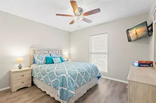 8911 Blind Pass Rd, Saint Pete Beach, FL 33706 - Photo 15