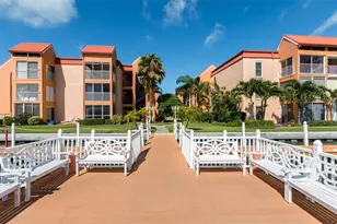 8911 Blind Pass Rd, Saint Pete Beach, FL 33706 - Photo 31