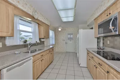 1525 Allegheny Drive, Sun City Center, FL 33573 - Photo 27