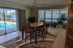 212 Poinciana Ln, Largo, FL 33770 - Photo 7