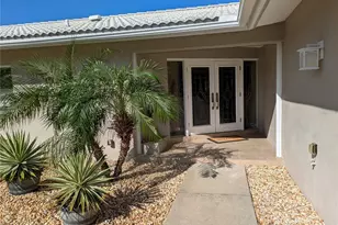 212 Poinciana Ln, Largo, FL 33770 - Photo 3