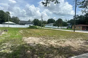 801 22nd Ave S, Saint Petersburg, FL 33704 - Photo 1