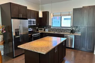 130 8th St N, Saint Petersburg, FL 33701 - Photo 19