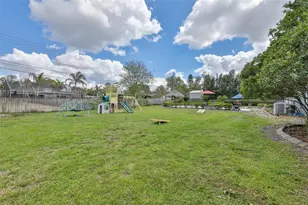 1311 Estatewood Dr, Brandon, FL 33510 - Photo 45