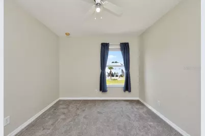 1063 Paseo Del Rio NE, Saint Petersburg, FL 33702 - Photo 31