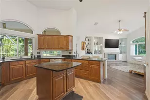 791 Weathersfield Dr, Dunedin, FL 34698 - Photo 11