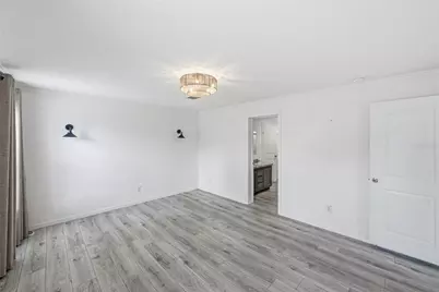 38645 Henry Drive, Zephyrhills, FL 33542 - Photo 23