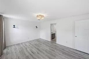 38645 Henry Dr, Zephyrhills, FL 33542 - Photo 23