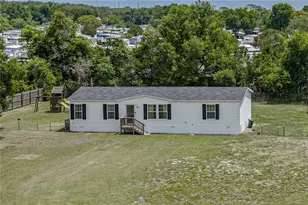 38645 Henry Dr, Zephyrhills, FL 33542 - Photo 7
